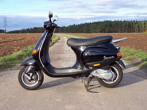 Vespa 50cc on sale 2 stroke